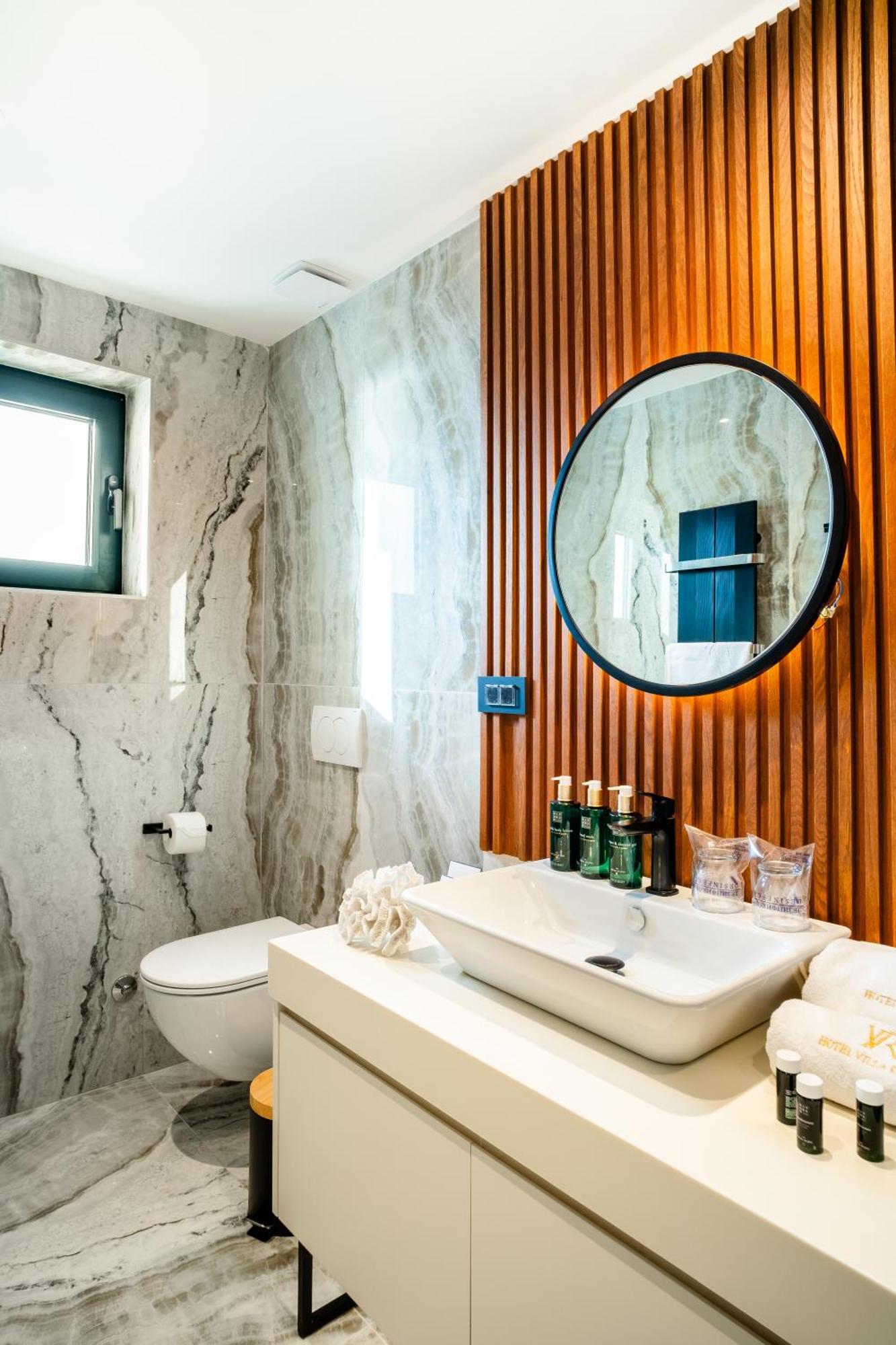 Boutique Hotel Villa Royal Tivat Buitenkant foto