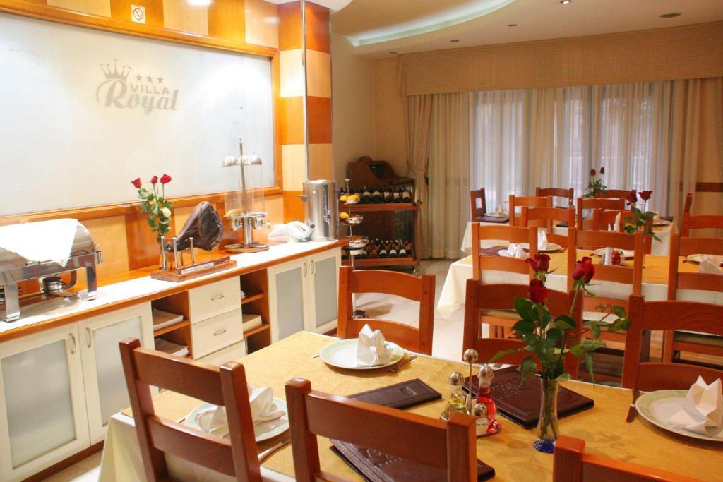 Boutique Hotel Villa Royal Tivat Buitenkant foto