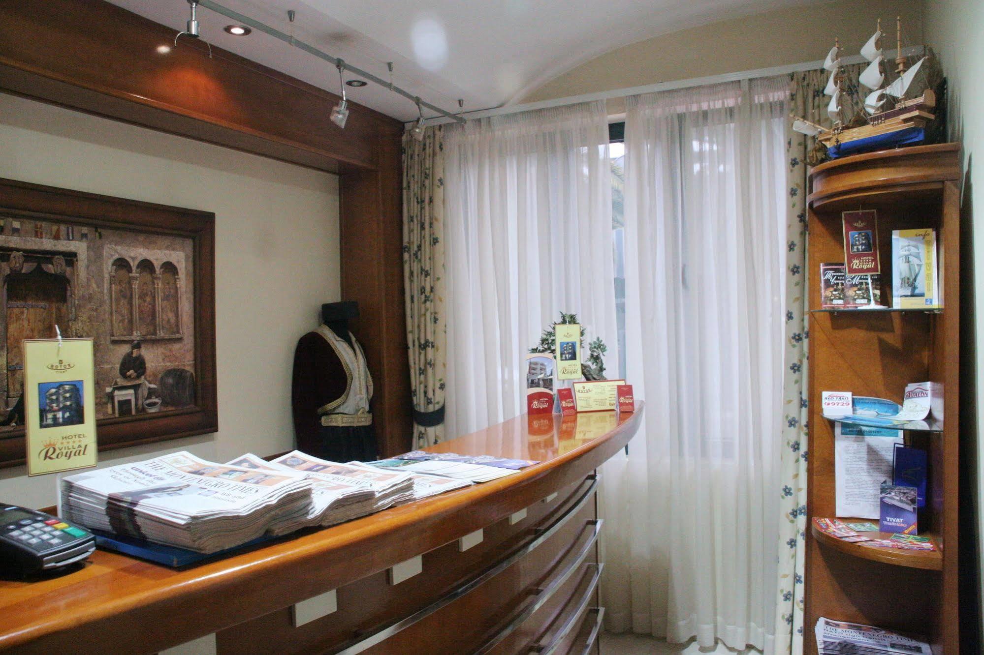 Boutique Hotel Villa Royal Tivat Buitenkant foto