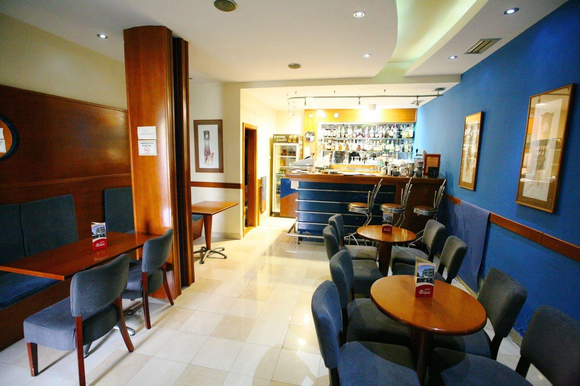 Boutique Hotel Villa Royal Tivat Buitenkant foto